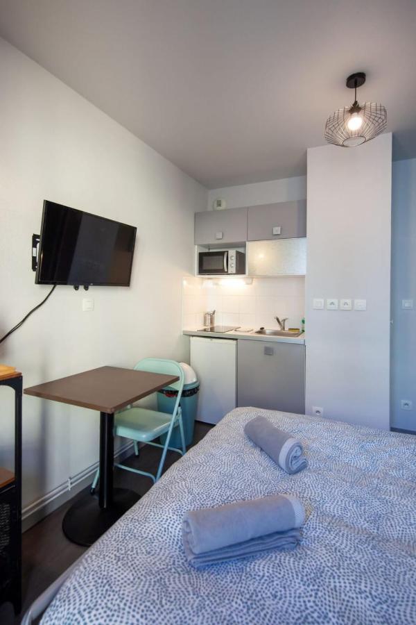 Le Petit Hector -Studio Cosy Avec Parking -Debourg Apartamento Lyon Exterior foto
